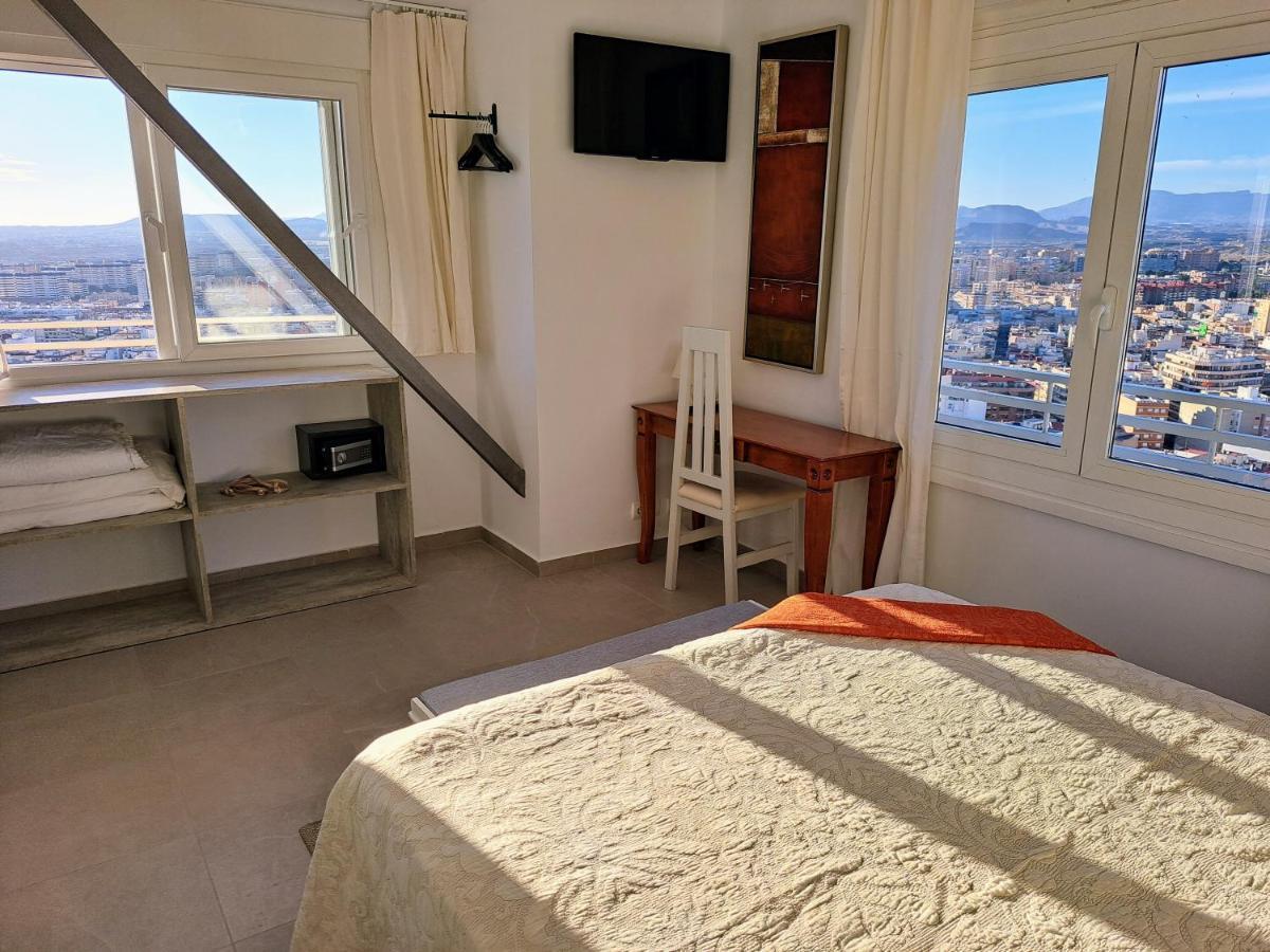 Alicante Skylights Apartments Bagian luar foto
