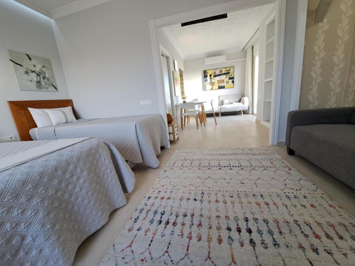 Alicante Skylights Apartments Bagian luar foto