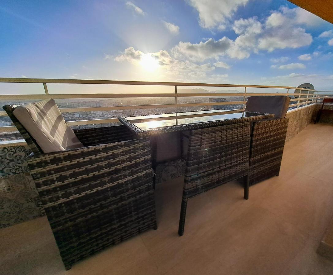 Alicante Skylights Apartments Bagian luar foto