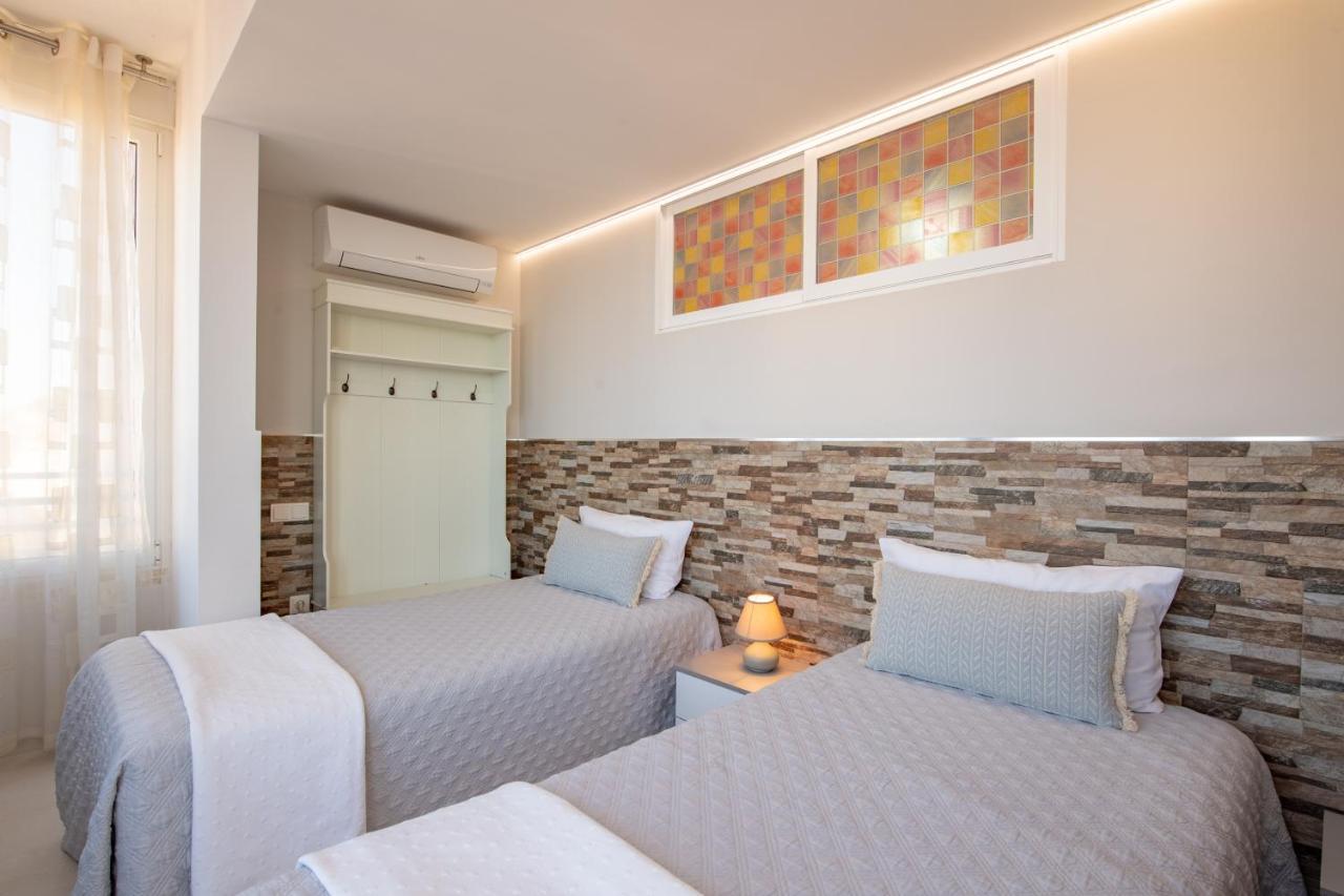 Alicante Skylights Apartments Bagian luar foto