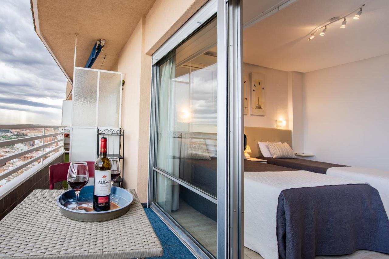 Alicante Skylights Apartments Bagian luar foto